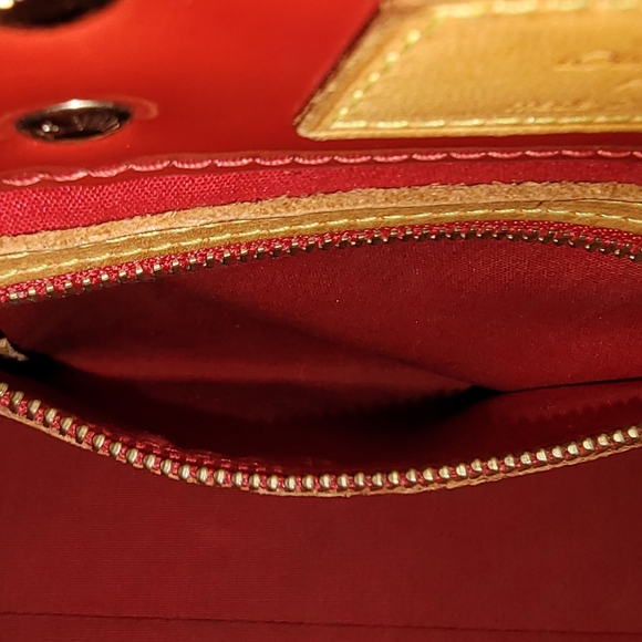 LOUIS VUITTON Reade PM Rouge Monogram Vernis MI1012 Handbag - Picture 12 of 16